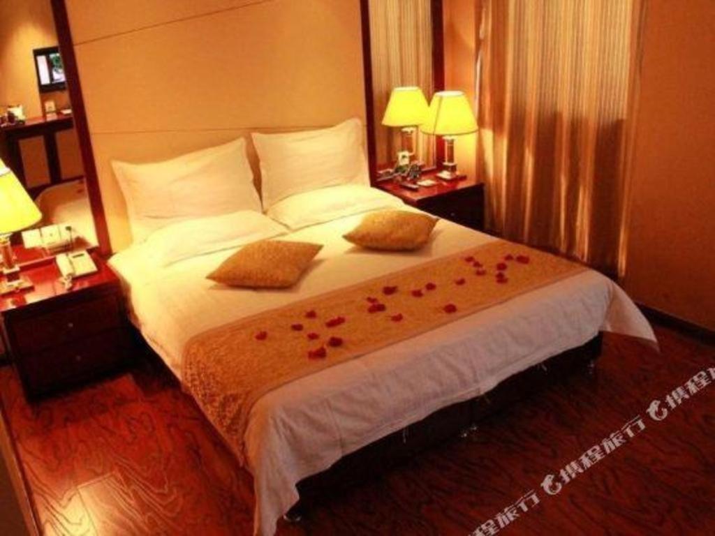 Greentree Inn Taiyuan Pingyang Road Business Hotel מראה חיצוני תמונה