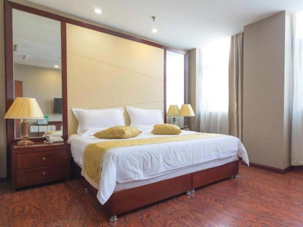 Greentree Inn Taiyuan Pingyang Road Business Hotel מראה חיצוני תמונה