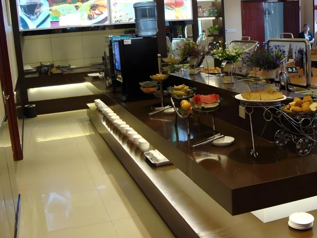 Greentree Inn Taiyuan Pingyang Road Business Hotel מראה חיצוני תמונה